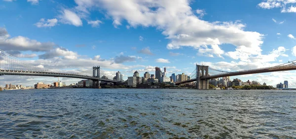 Бруклинский Панорамный Вид Город Между Манхэттенским Бруклинским Мостами Нью Йорке — стоковое фото