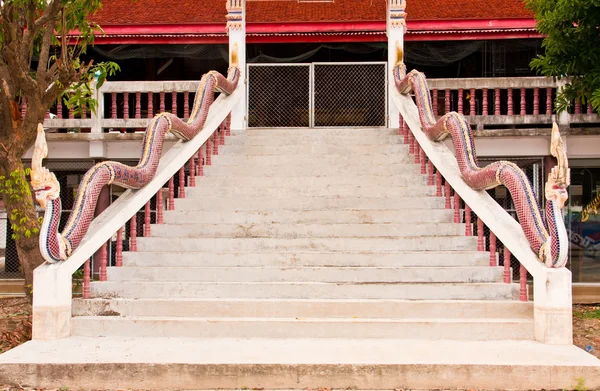 Wielobarwny schody. — Zdjęcie stockowe
