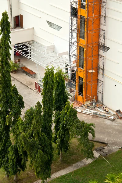 Byggnaden renoverades. — Stockfoto