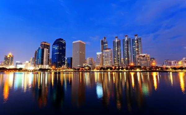 Twilight på bangkok, thailand — Stockfoto