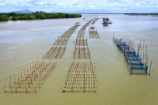 Fisherman village in Thai sea — Stock Photo, Image