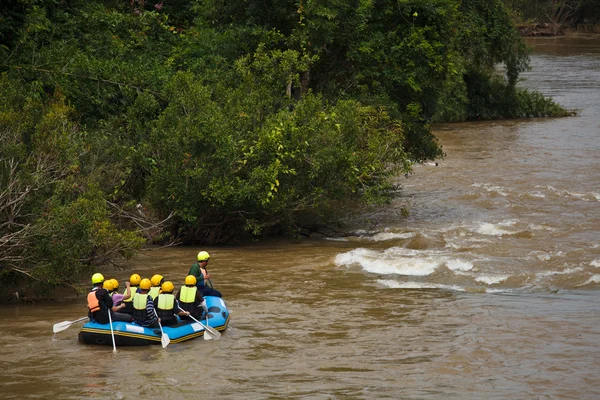 Rafting na rzece w od tajski — Zdjęcie stockowe