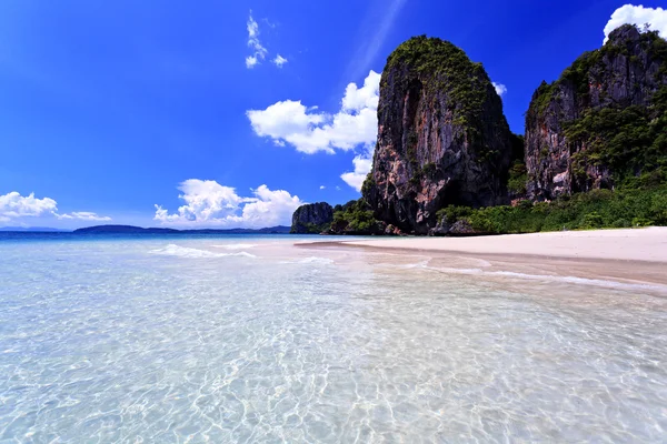 Senset na praia no sul da Tailândia — Fotografia de Stock