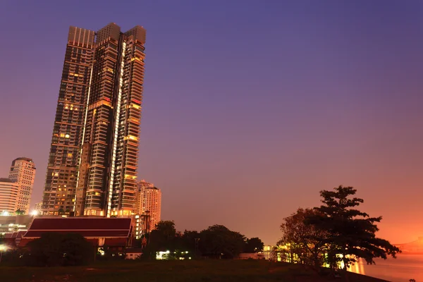 Building at sunset — Stock Photo, Image