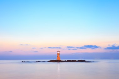 Deniz feneri günbatımı