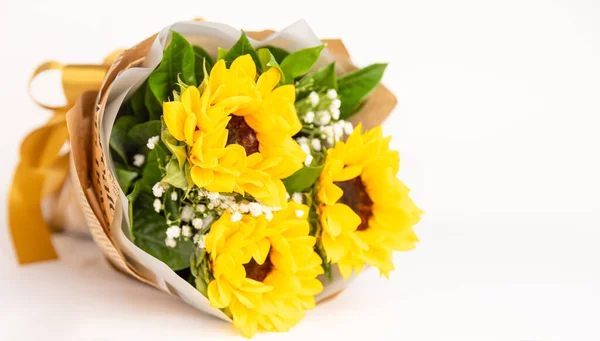 Luxury Elegance Beautiful Bouquet Made Fresh Bright Yellow Sunflowers Green — Stock Photo, Image