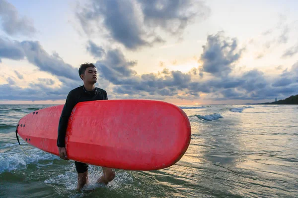 Young Asian Male Surfer Holding Board Walking Back Shore Extreme — Stock Fotó