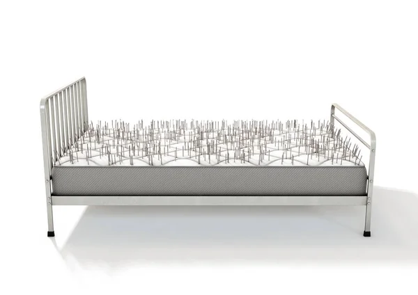 孤立した白いスタジオの背景に釘で覆われたマットレスを持つ金属製の額装ベッドを示す文字通りのメタファー 3Dレンダリング — ストック写真