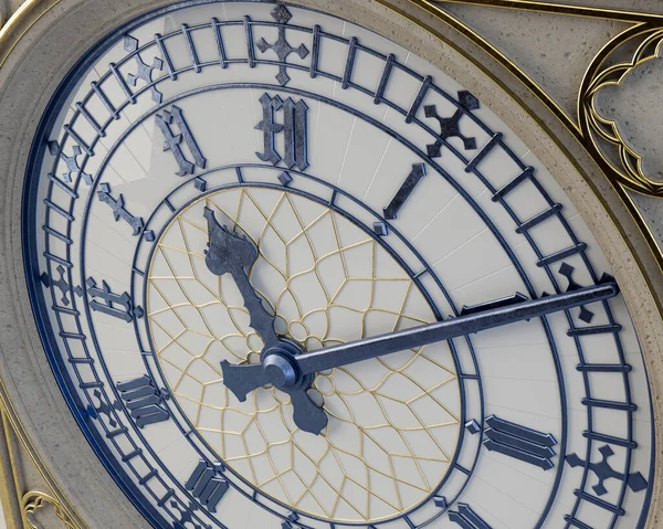 Antico Orologio Decorato Concetto Torre Fatta Cemento Oro Ferro Con — Foto Stock