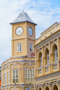 Phuket, Tayland 'daki Phuket Eski Şehir Bölgesi' nde Sino Portekiz Binası mimarisi olan eski bir şehir..