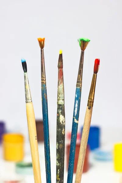 Brushes and paints — Stock Photo, Image