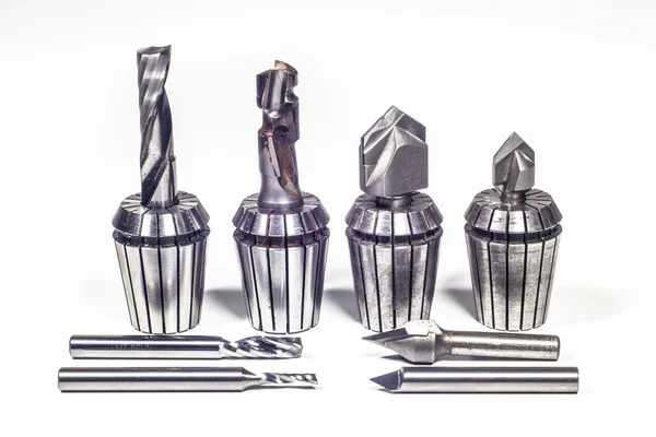 malzeme işleme için kesiciler kümesi