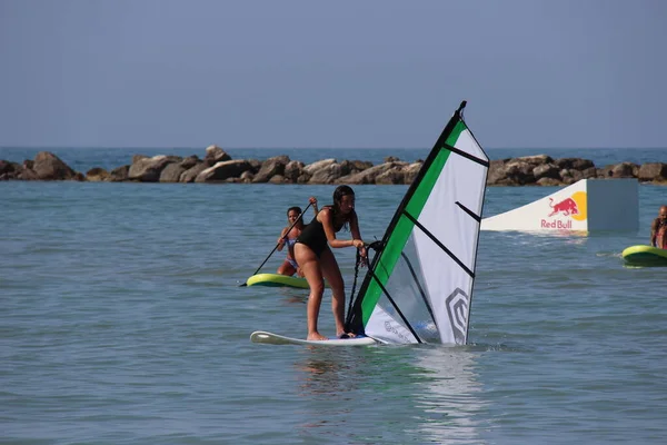 Deportes Acuáticos Verano Hay Muchos Deportes Para Hacer Mar Todo — Foto de Stock