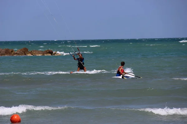Deportes Acuáticos Verano Hay Muchos Deportes Para Hacer Mar Todo —  Fotos de Stock