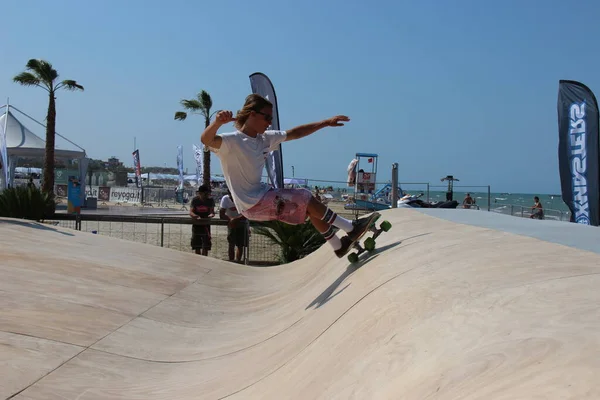 Skate Boarding Disciplinas Performances Neste Quadro Com Rodas Estão Aqui — Fotografia de Stock