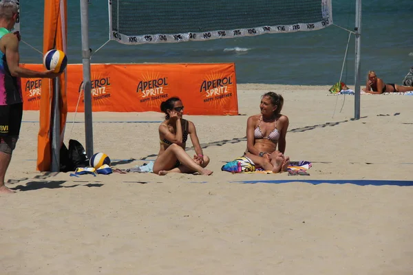 Beach Volley Est Jeu Été Par Excellence Moins Italie Parce — Photo