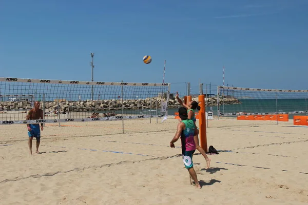 Beach Βόλεϊ Είναι Παιχνίδι Καλοκαίρι Κατ Εξοχήν Τουλάχιστον Στην Ιταλία — Φωτογραφία Αρχείου