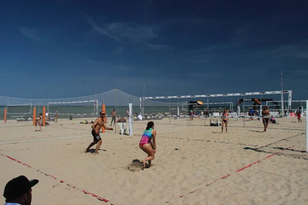 Beach Volleybal Het Zomerspel Bij Uitstek Althans Italië Omdat Het — Stockfoto