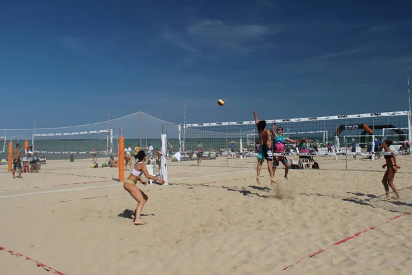 Beach Volley Est Jeu Été Par Excellence Moins Italie Parce — Photo