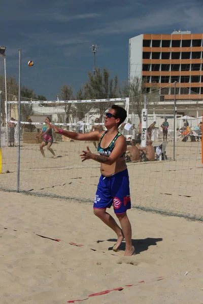 Atletas Vôlei Praia Têm Físico Fantástico Muito Bem Treinado Para — Fotografia de Stock