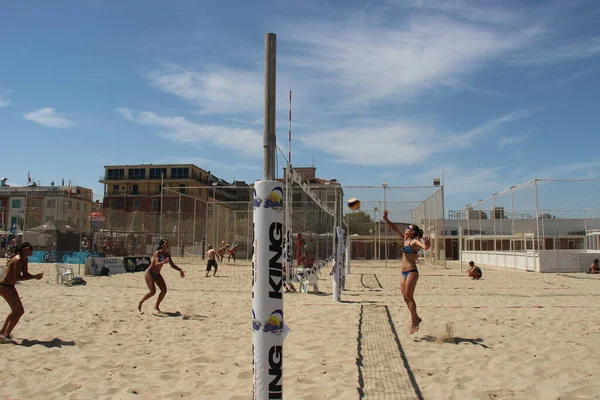 Beach Volley Les Athlètes Ont Physique Fantastique Très Bien Formés — Photo