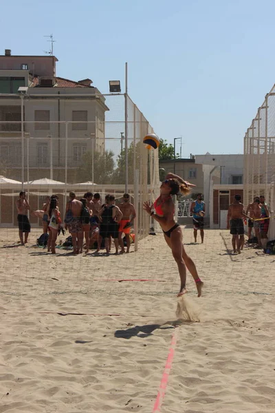 Vôlei Praia Atletas Têm Físico Fantástico Muito Bem Treinado Para — Fotografia de Stock