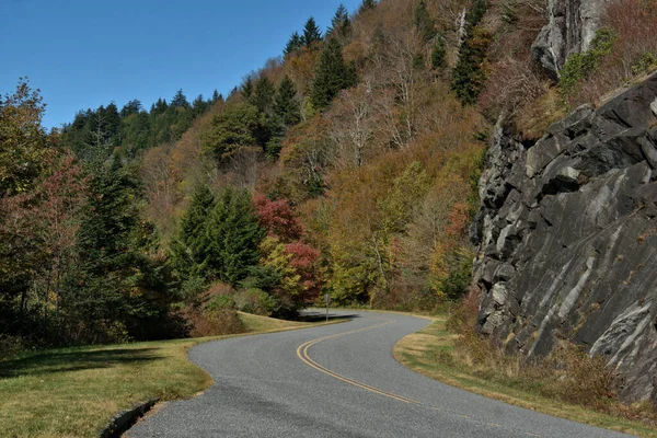 Scenic Fall Färger Blue Ridge Parkway — Stockfoto