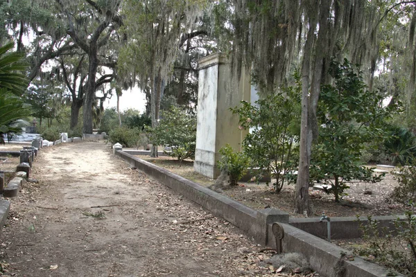 Bonaventure Cemetery Fue Votado Entre Los Cementerios Más Bellos Del —  Fotos de Stock