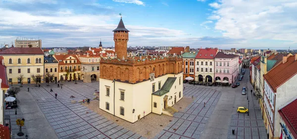 Τάρνοου Πολωνία Αναγεννησιακό Δημαρχείο Και Μεζονέτες Στην Παλιά Κεντρική Πλατεία — Φωτογραφία Αρχείου