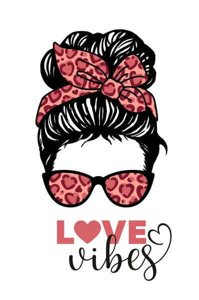 Messy bun, Girl with messy bun and glasses, Leopard bandana, Love vibes Vettoriale Stock