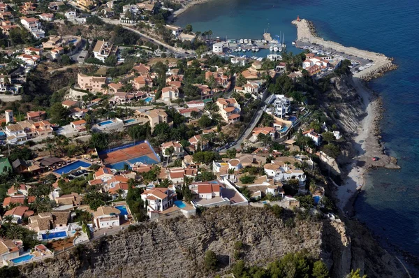 Calpe konut bölgesi havadan görünümü — Stok fotoğraf