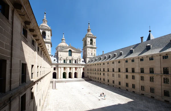 Vnitřní nádvoří, el escorial — Stock fotografie