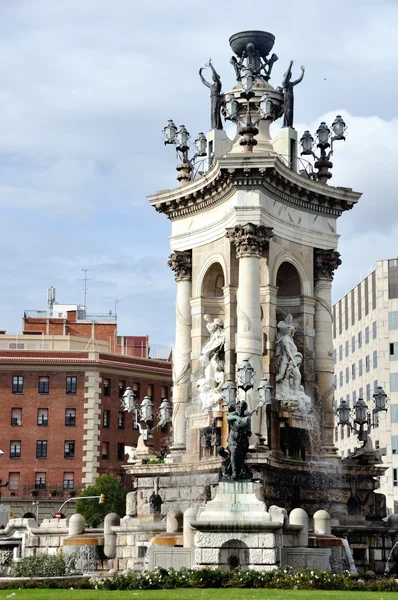 Statue-Fountain in Barcelona — Stock Photo, Image