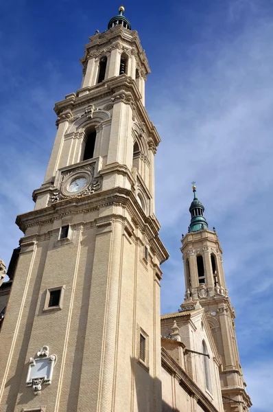 Katedralen i pilar i zaragoza, Spanien — Stockfoto