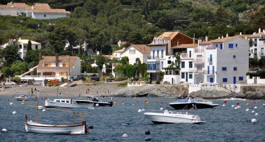 sahil şehri cadaques, Katalonya, İspanya