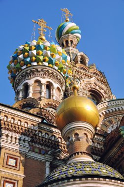 Kilise görünümünü kapat