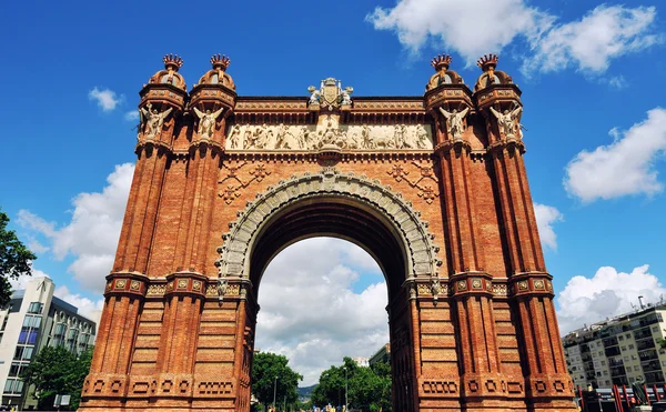 Boog van triomf in barcelona, Spanje — Stockfoto