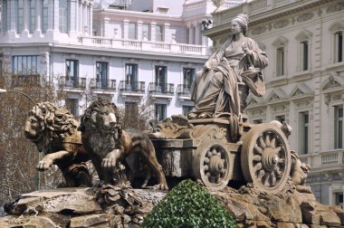 Madrid'da Cibeles Çeşmesi