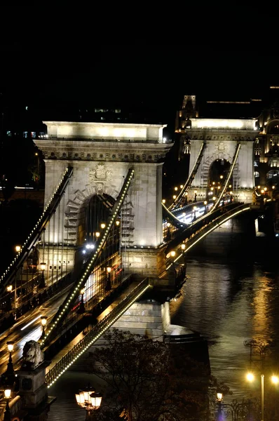 Puente de la cadena en Budapest — Foto de Stock