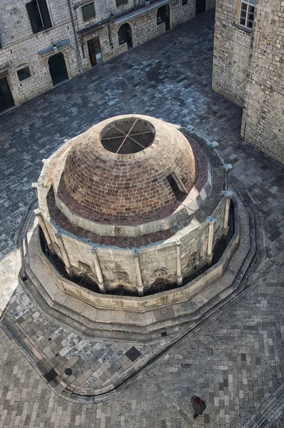 Onofrios fontein in dubrovnik — Stockfoto