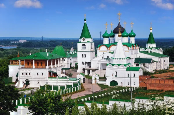 Russisches Kloster im Sommer — Stockfoto