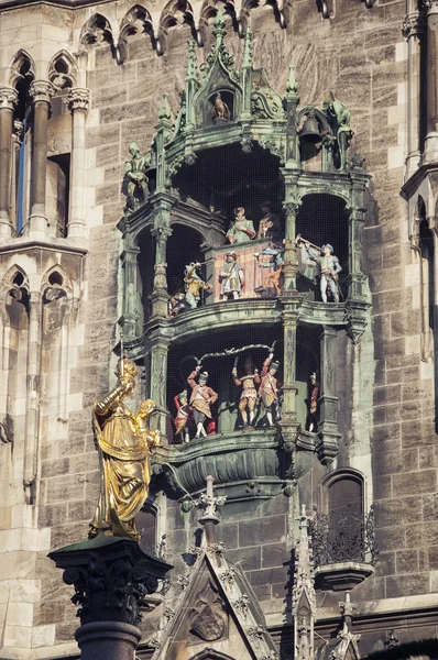 Detaljer för nya rådhuset i München — Stockfoto