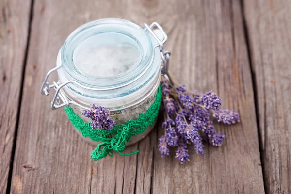 Natural lavender and coconut body scrub — Stock Photo, Image