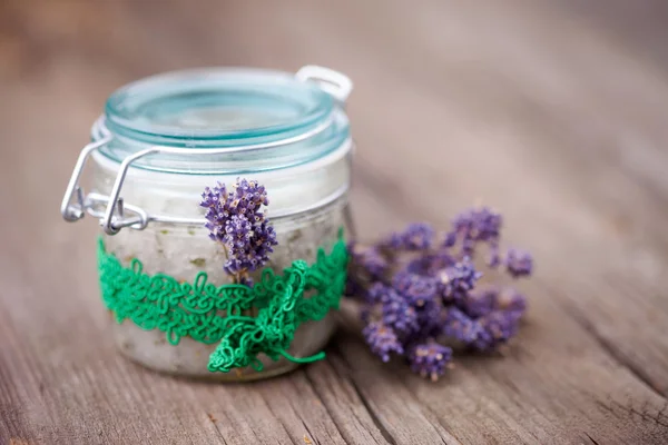 Natural lavender and coconut body scrub — Stock Photo, Image