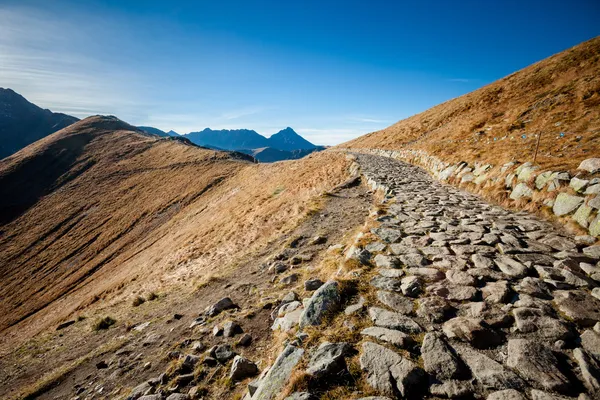 Beau paysage de montagnes Tatry Czerwone Wierchy — Photo