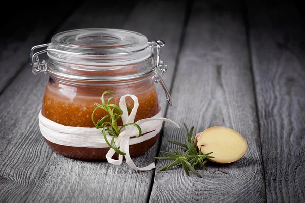 vücut scrub doğal DIY zencefil şeker ve tuz