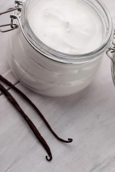 Shea, cacao, natuurlijke vanille en kokosnoot lichaam boter diy — Stockfoto