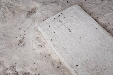 Bulgaristan 'daki Beautoful Aladzha kaya manastırı. Yaz manzarası, din kavramı.