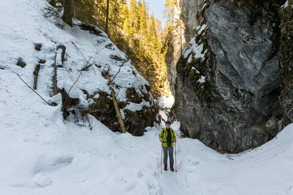 Hermoso Polaco Oeste Montañas Tatra Paisaje Durante Invierno Panorama Soleado — Foto de Stock