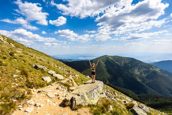 Beautiful Young Woman Dumbier Mountain Slovakian Low Tatras Path Chopok — Foto de Stock